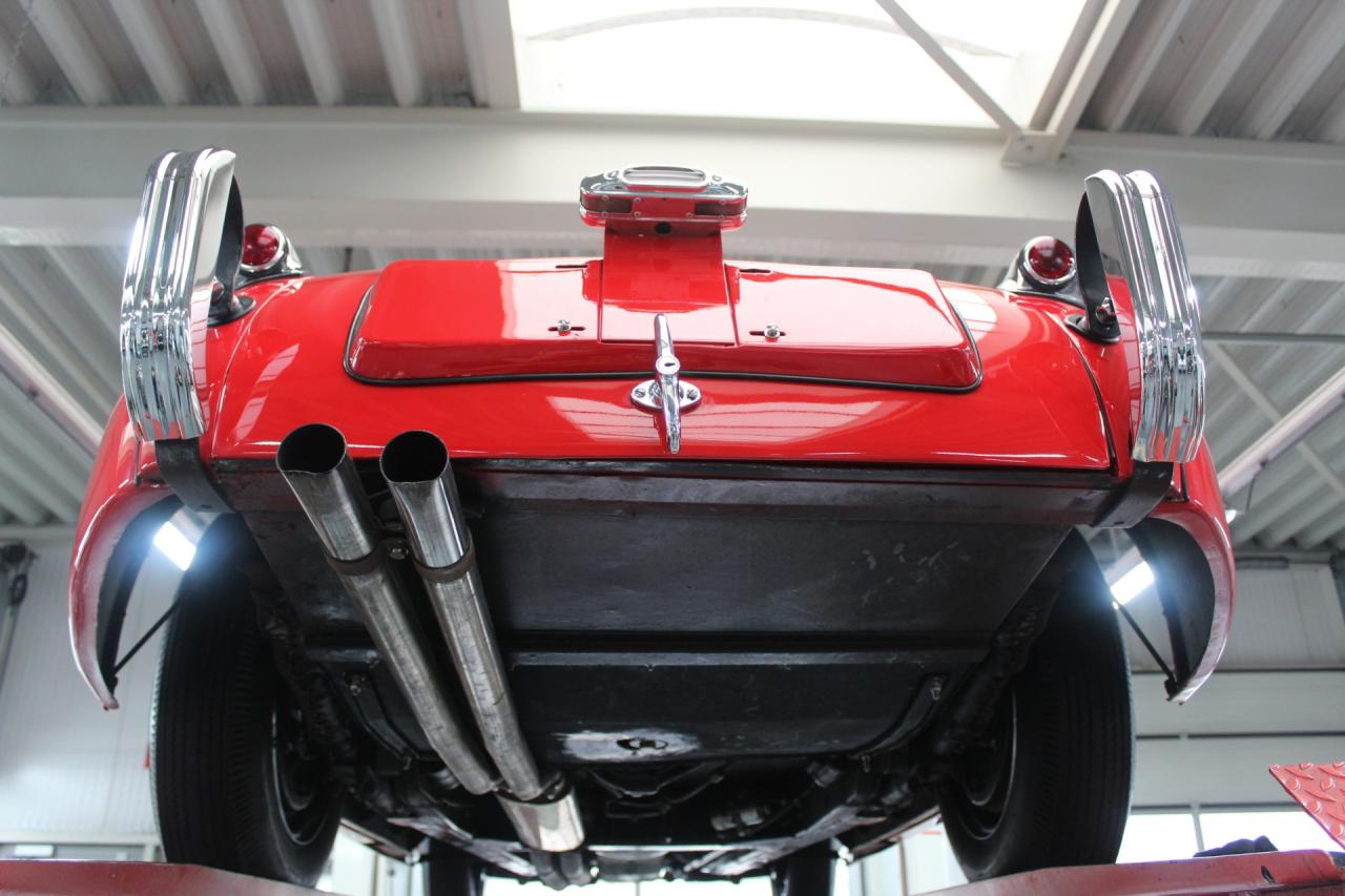 1954 Jaguar XK120 OTS Roadster