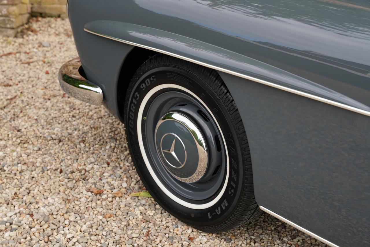 1957 Mercedes - Benz 190 SL Convertible Trade-in-car