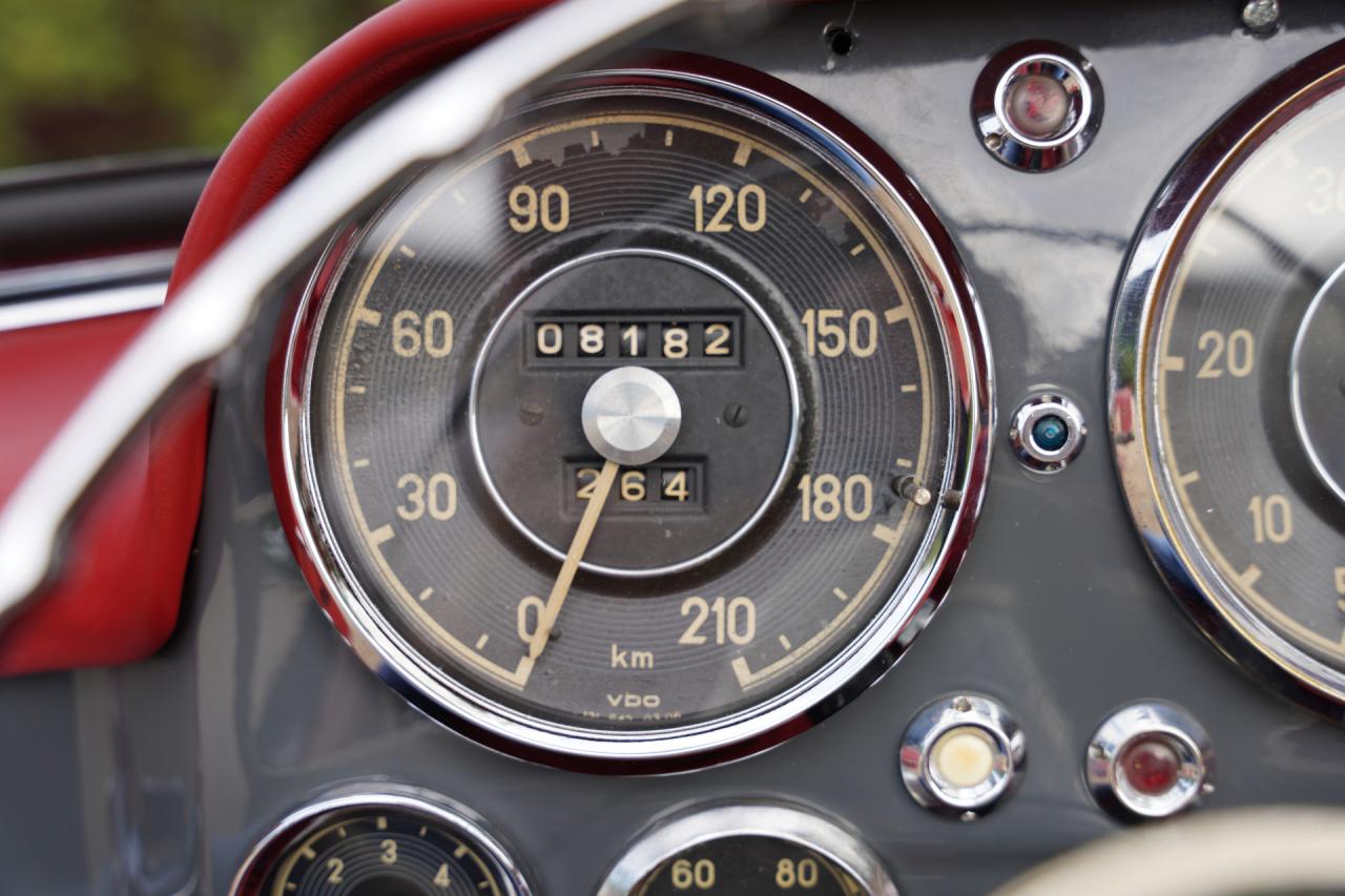 1957 Mercedes - Benz 190 SL Convertible Trade-in-car