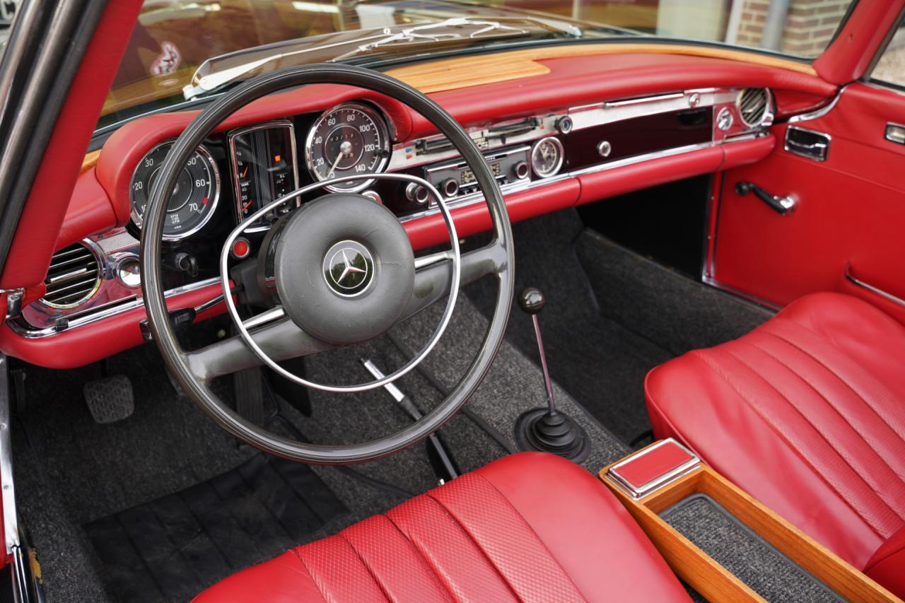 1969 Mercedes - Benz Mercedes Benz 280 SL Pagode &ldquo;Restored&rdquo;