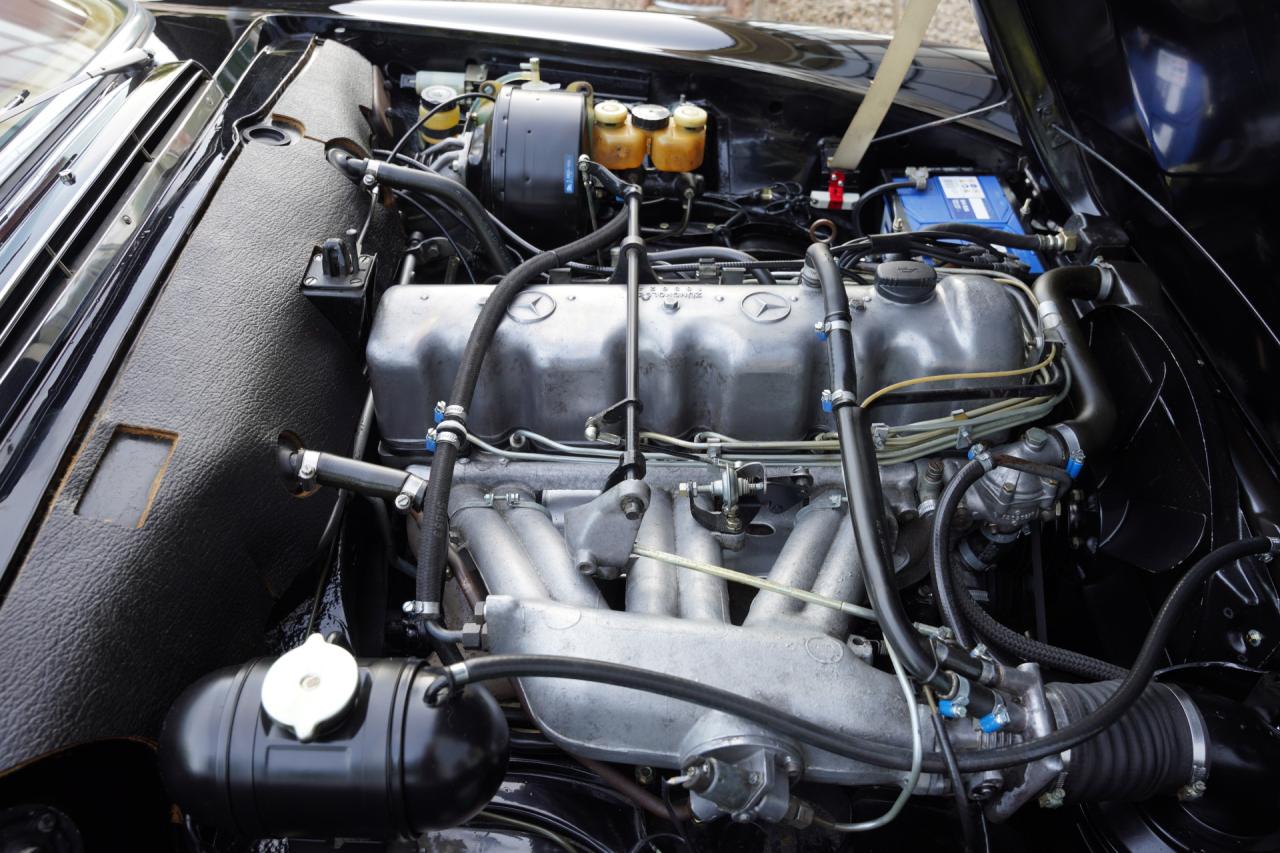 1969 Mercedes - Benz Mercedes Benz 280 SL Pagode &ldquo;Restored&rdquo;