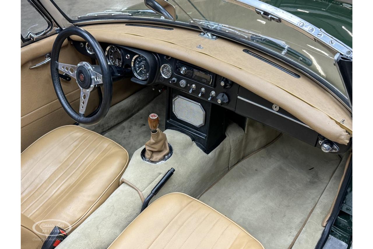 1966 MG B Roadster Trade-in-car