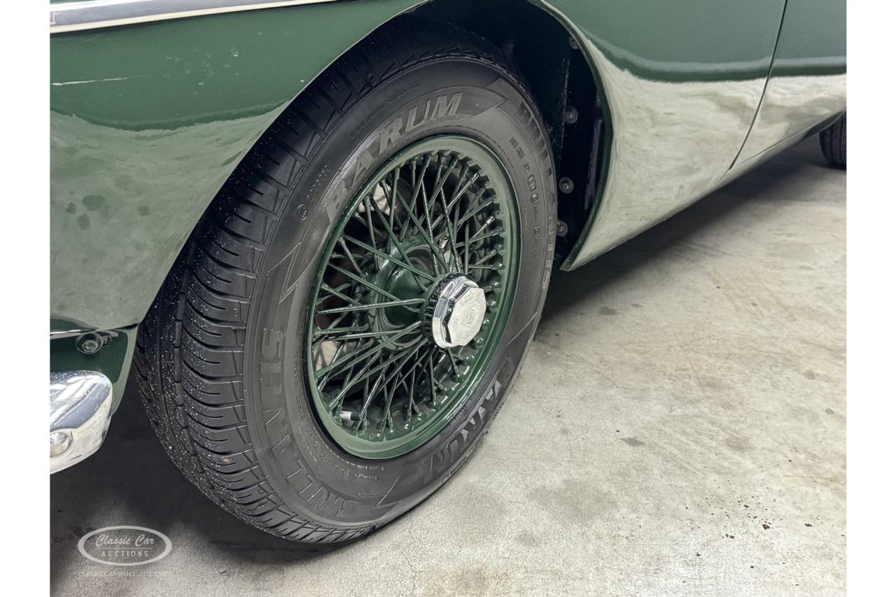 1966 MG B Roadster Trade-in-car