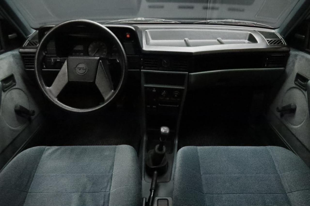 1988 Opel Kadett 1.6 GL &ldquo;36.000 kilometers&rdquo; Trade-in car