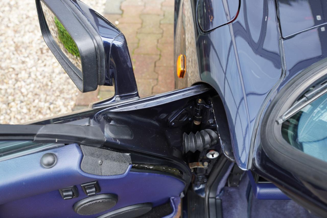 1991 Porsche 964 Carrera 2 Cabriolet &ldquo;Manual geared and rear-wheel drive only&rdquo;