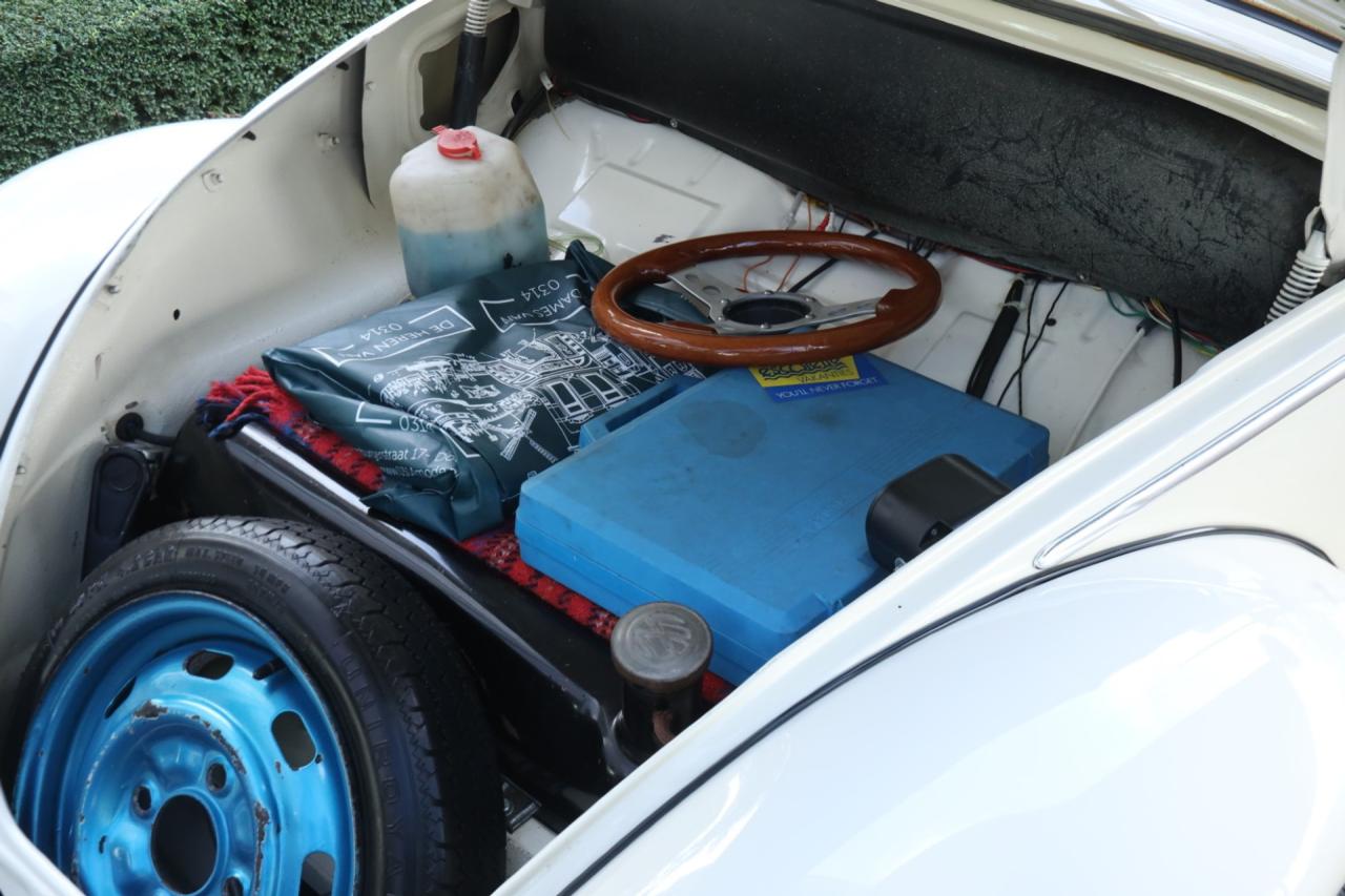 1967 Volkswagen Beetle 1500 Convertible, Porsche 914 engine