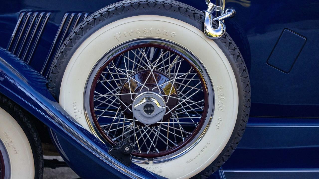 1929 Auburn 8-120 Boattail Speedster