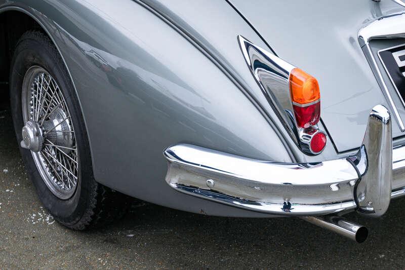 1960 Jaguar XK150 FHC