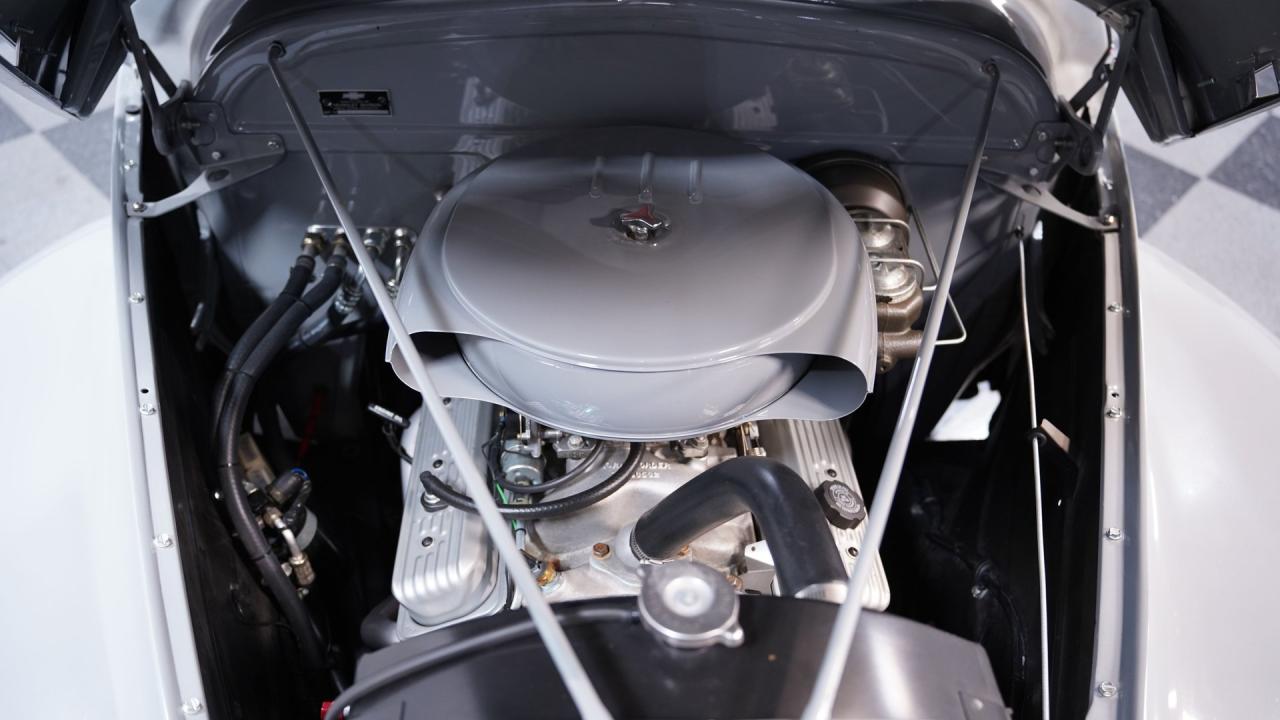 1941 Chevrolet Sedan Restomod