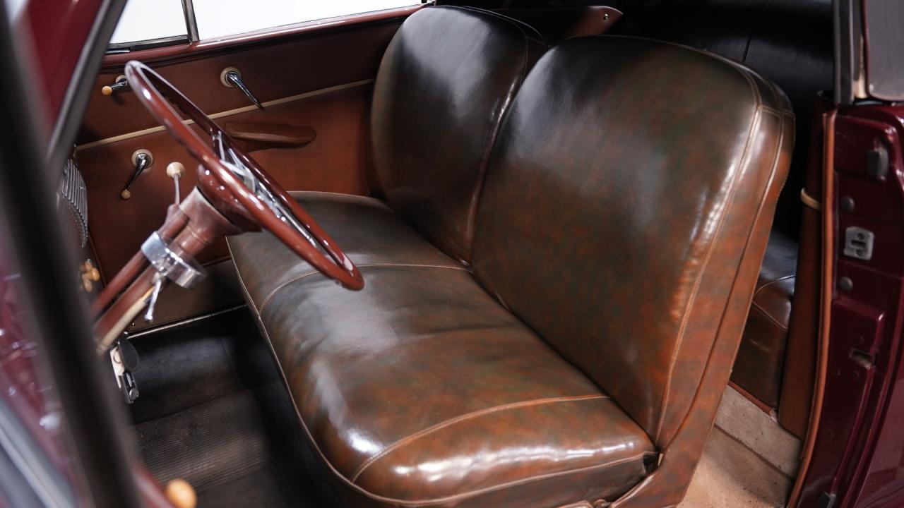 1941 Ford Super Deluxe Convertible