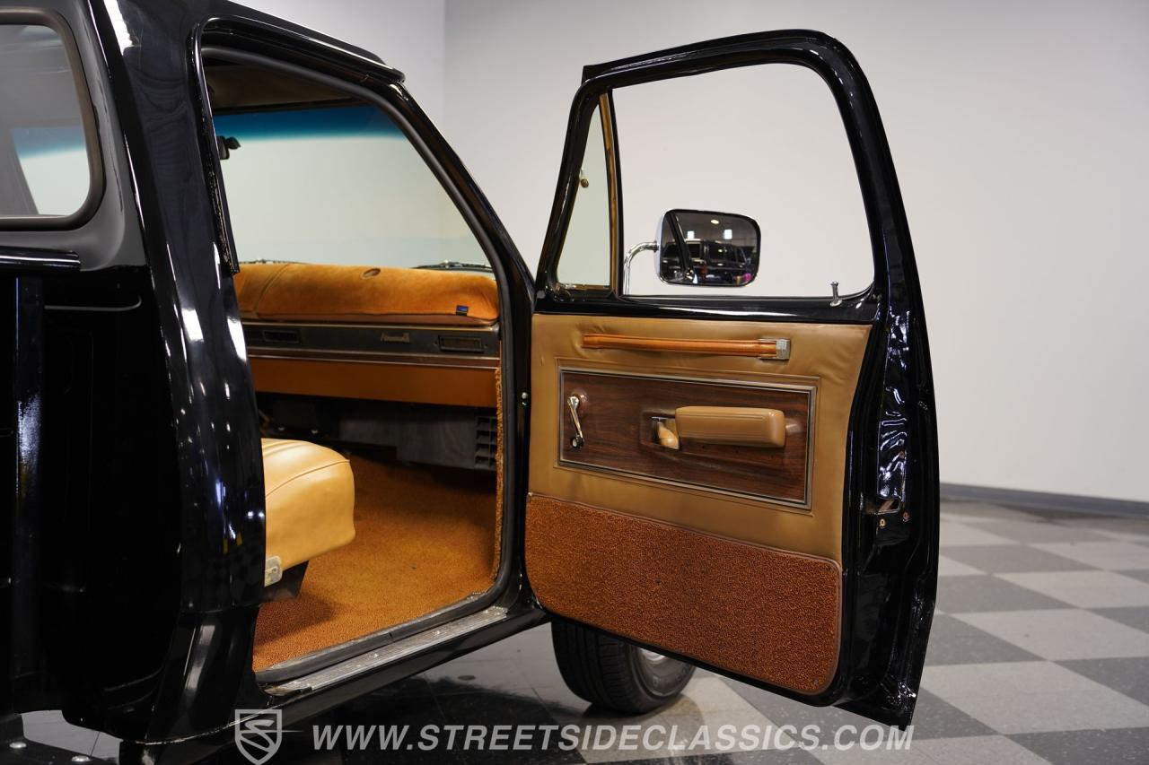 1977 Dodge Adventurer SE