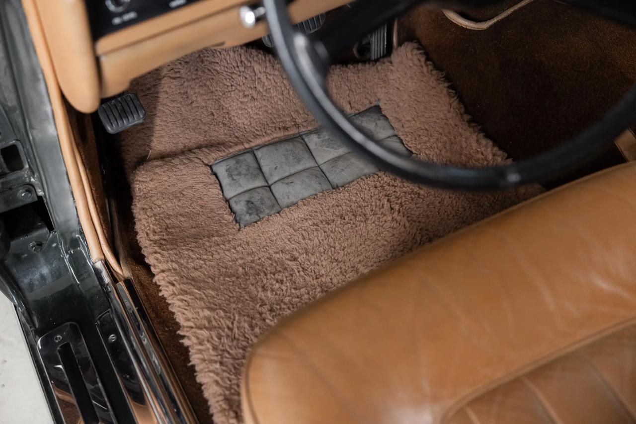 1979 Rolls - Royce Silver Wraith 2