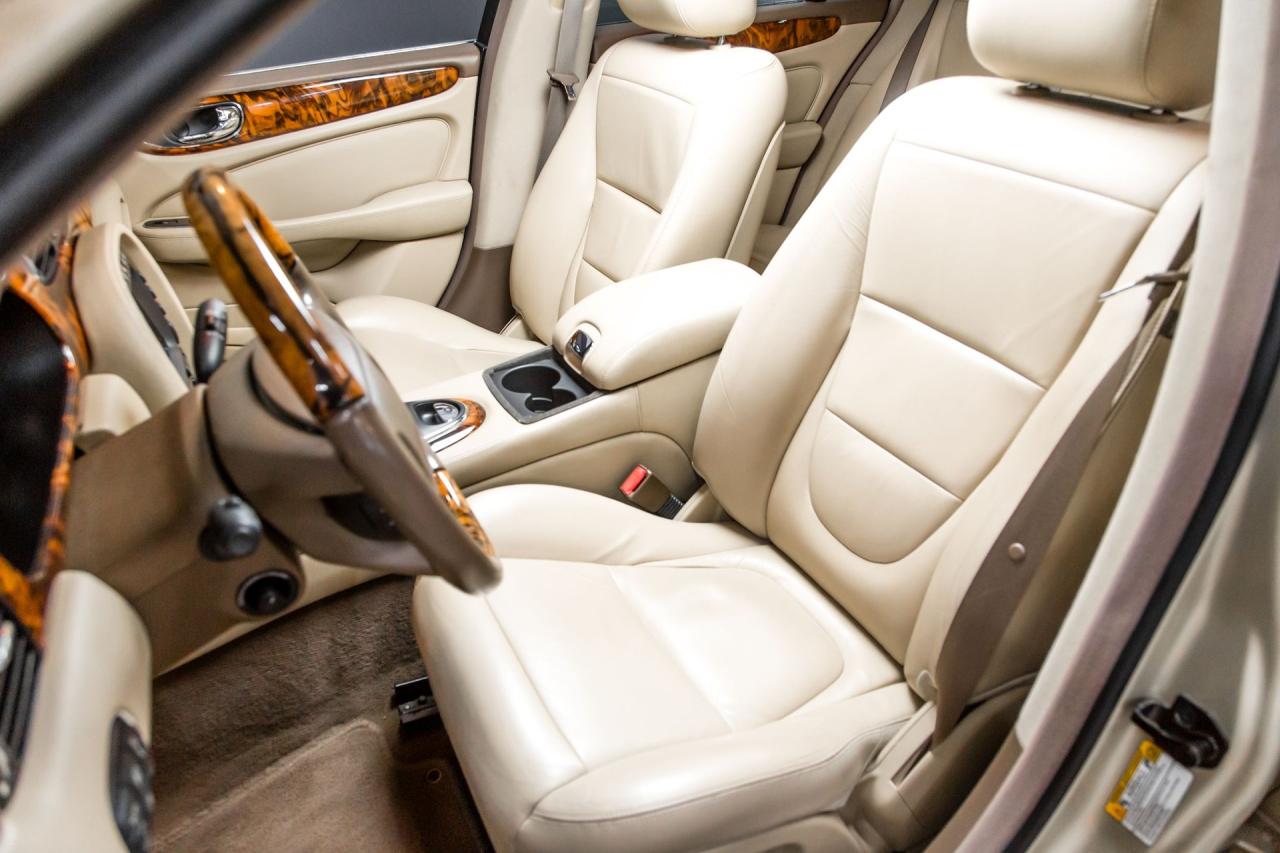 2006 Jaguar 42710 mile XJ6