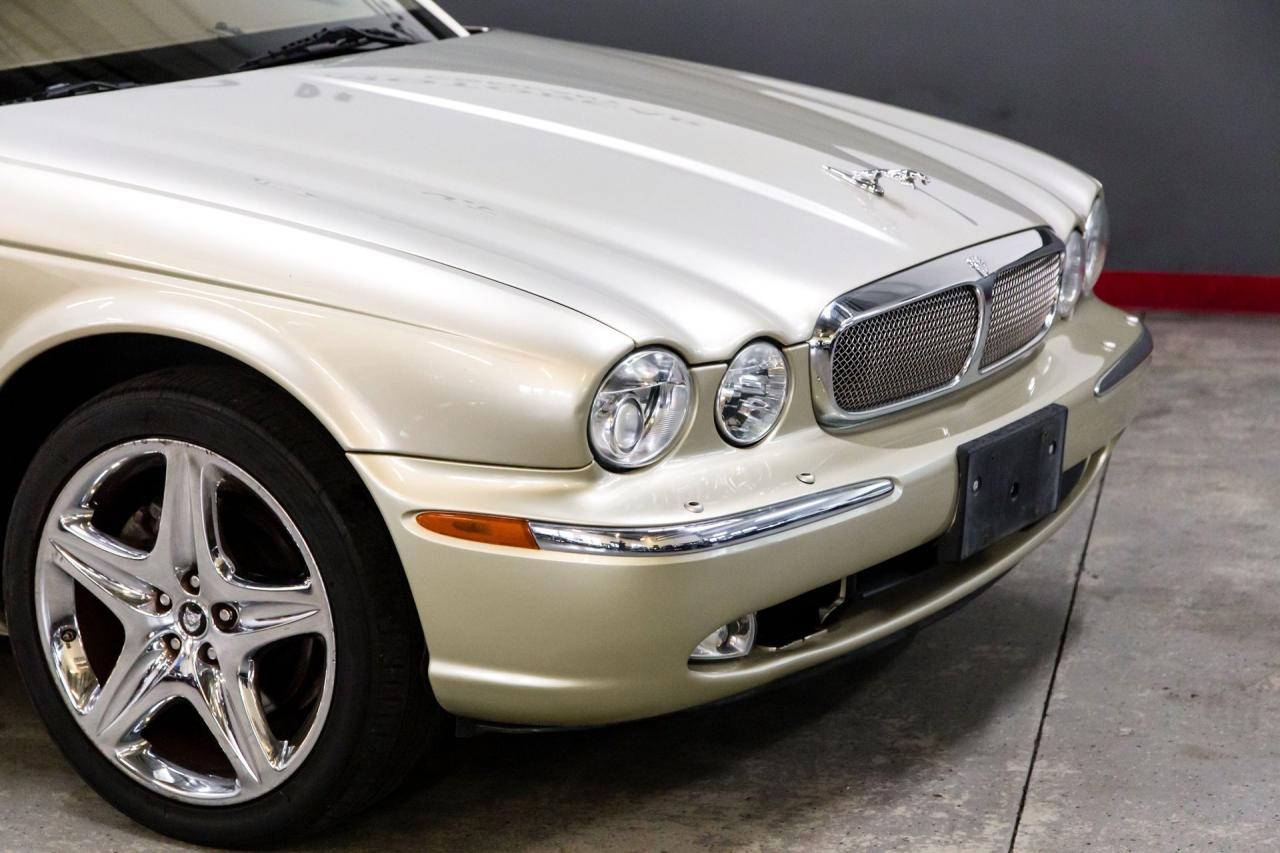 2006 Jaguar 42710 mile XJ6