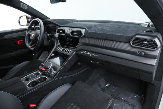 2023 Lamborghini Urus