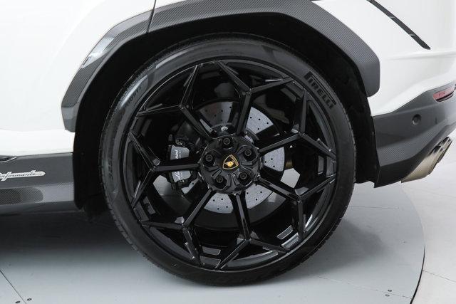 2023 Lamborghini Urus