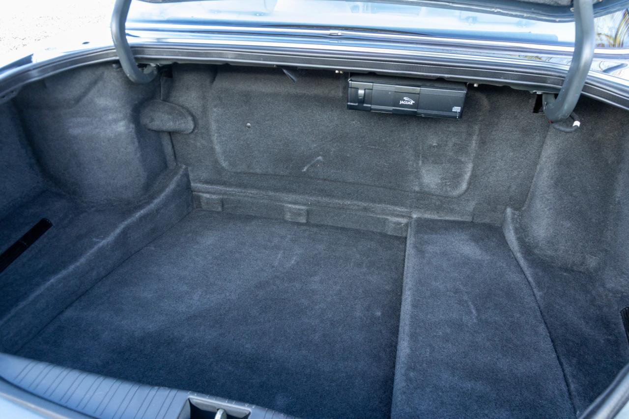 1995 Jaguar XJ6 4.0 Sovereign &ldquo;XJ300&rdquo;