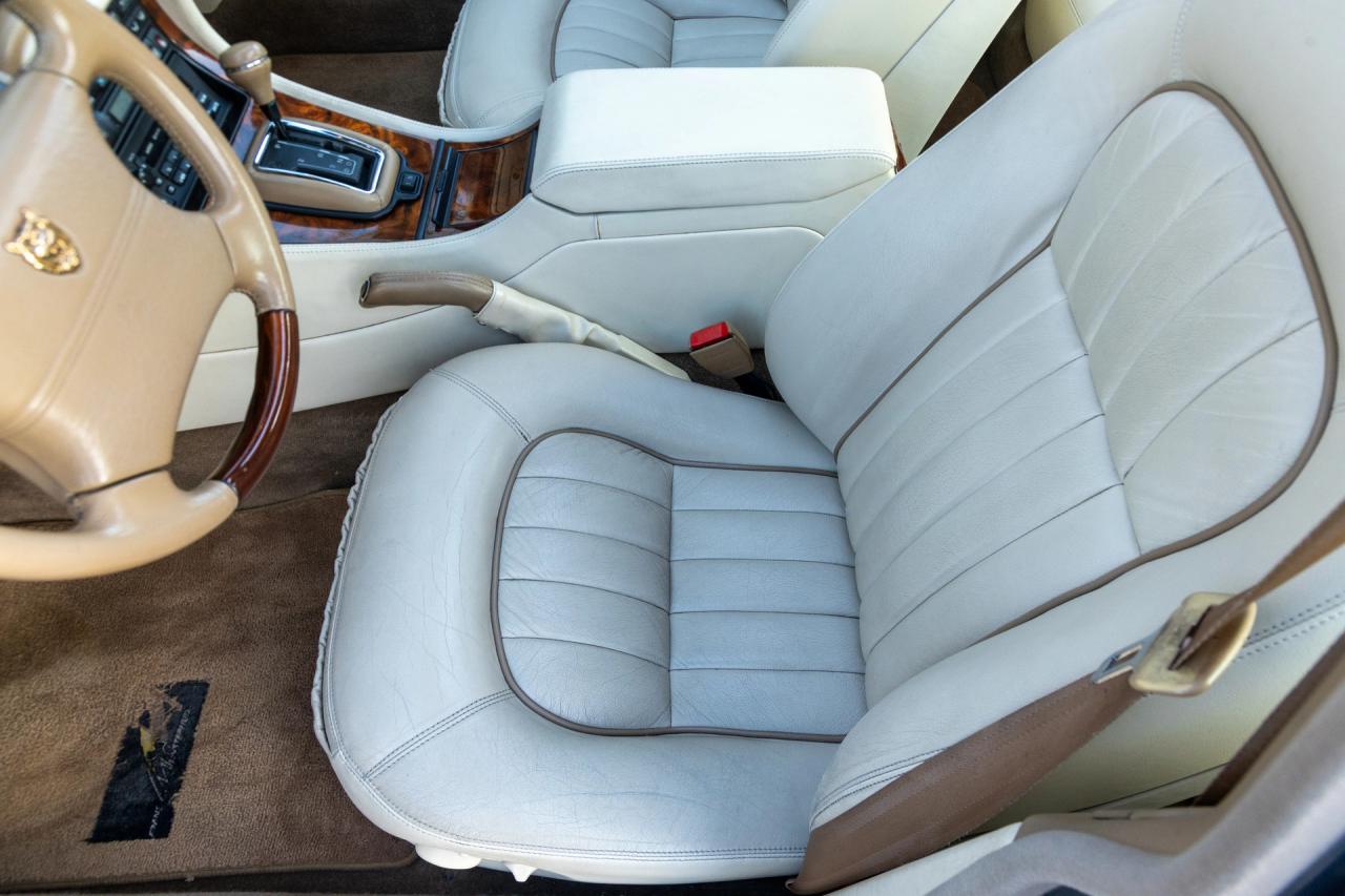 1995 Jaguar XJ6 4.0 Sovereign &ldquo;XJ300&rdquo;