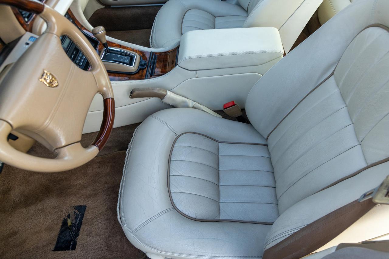 1995 Jaguar XJ6 4.0 Sovereign &ldquo;XJ300&rdquo;