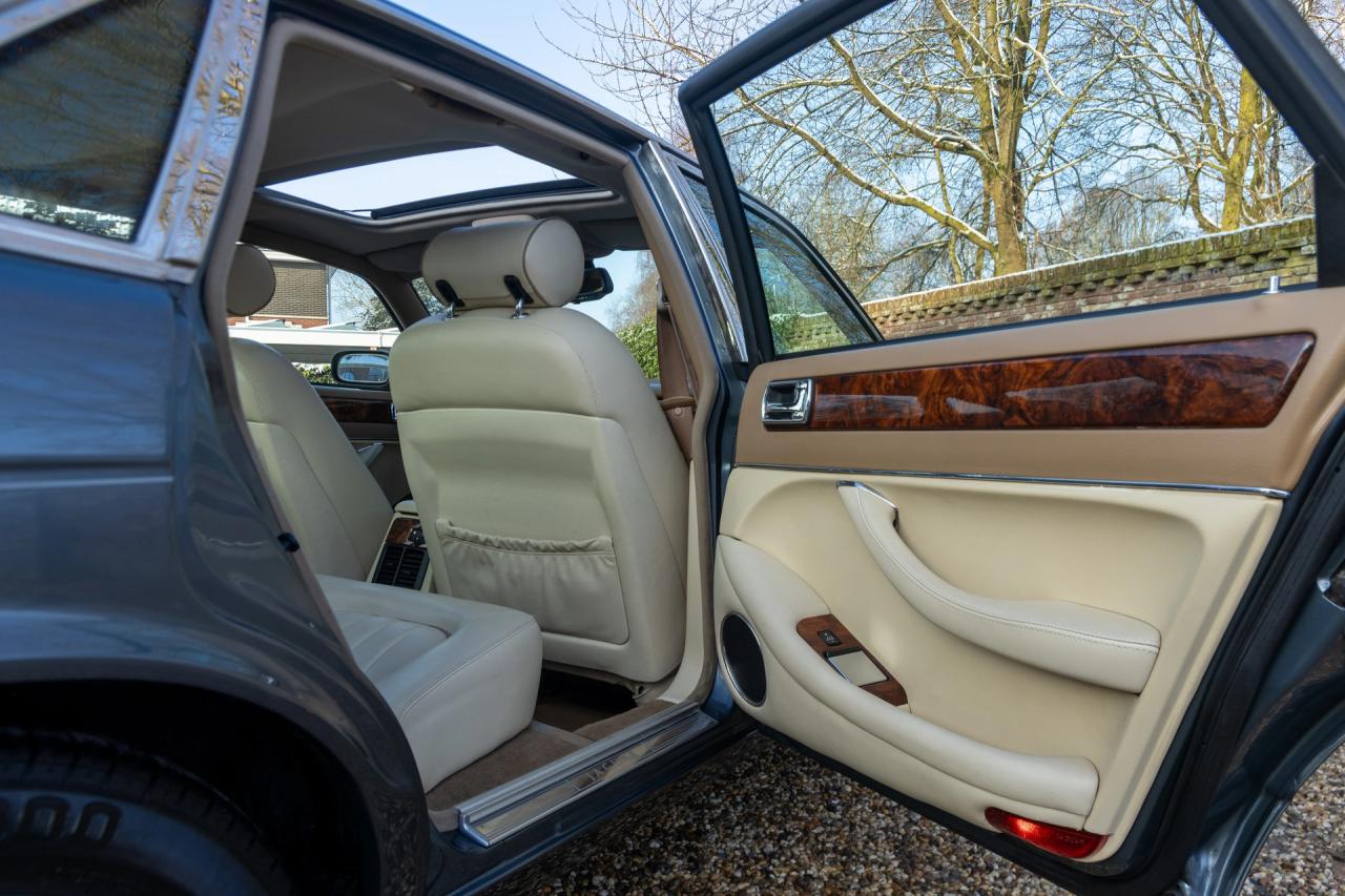 1995 Jaguar XJ6 4.0 Sovereign &ldquo;XJ300&rdquo;