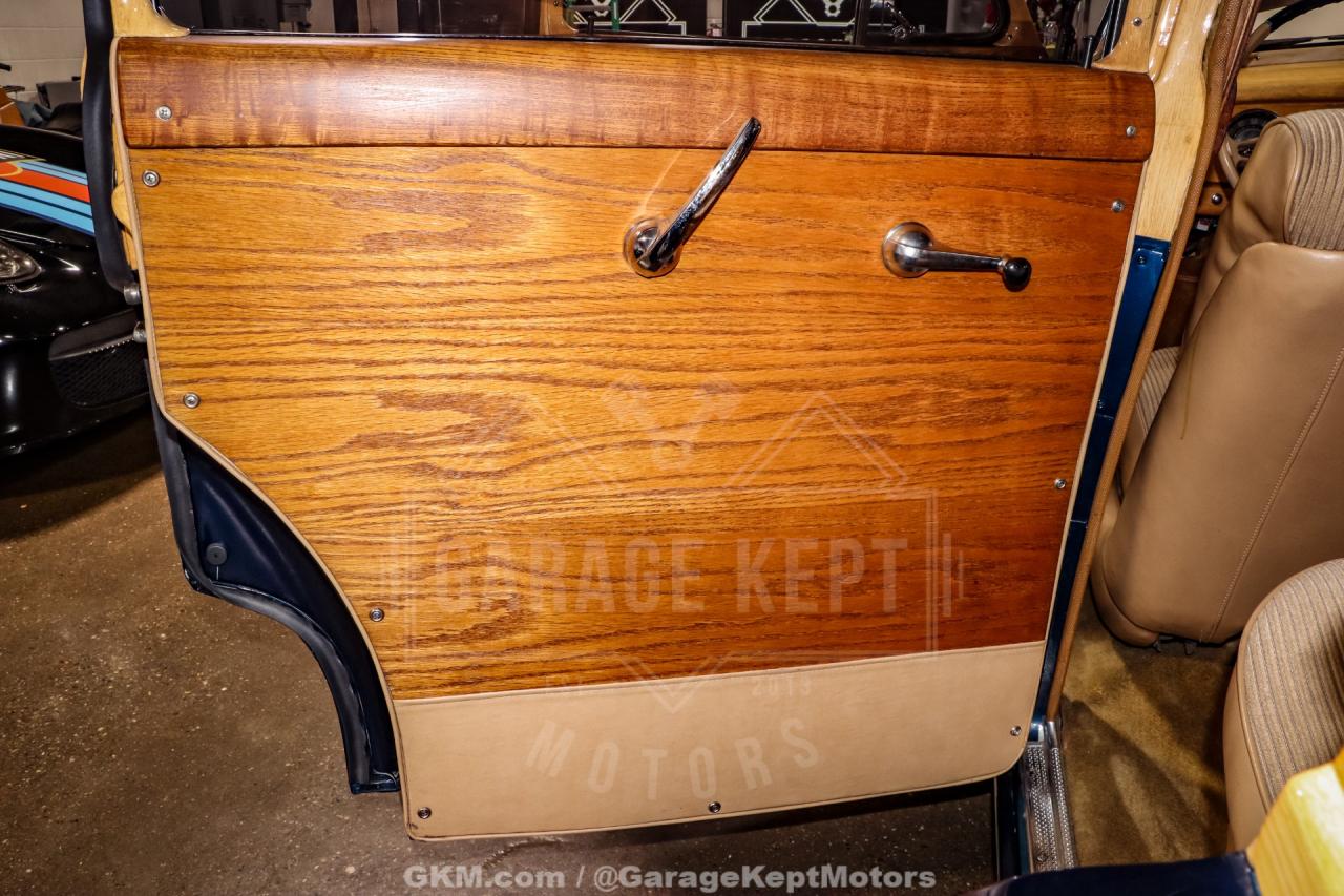 1951 Chevrolet Deluxe Wagon