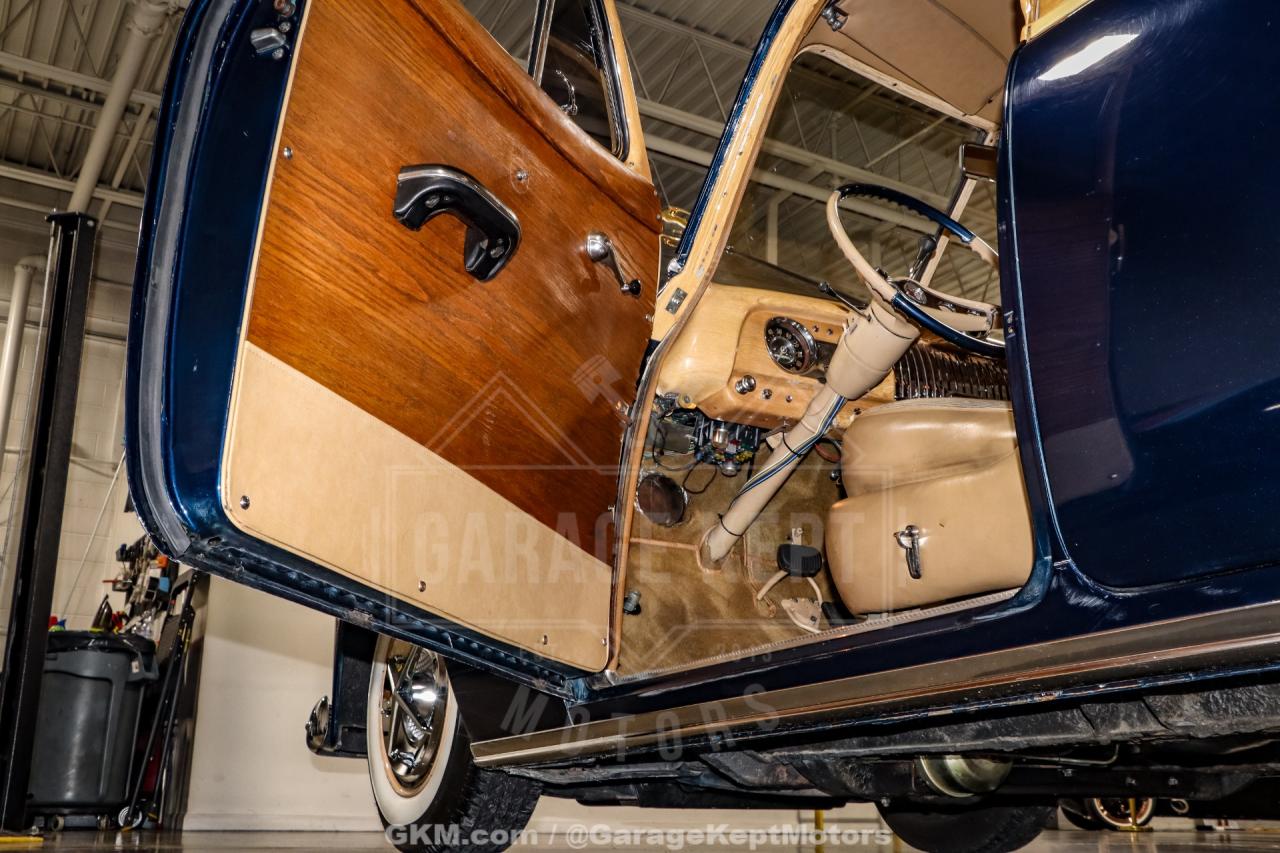 1951 Chevrolet Deluxe Wagon