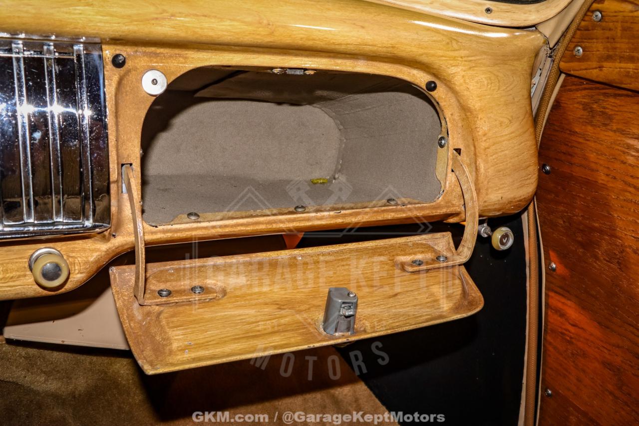 1951 Chevrolet Deluxe Wagon