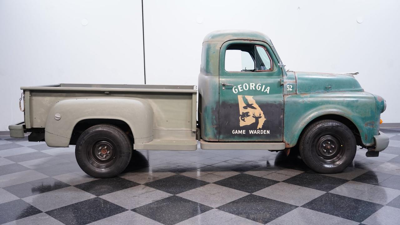 1952 Dodge B-100
