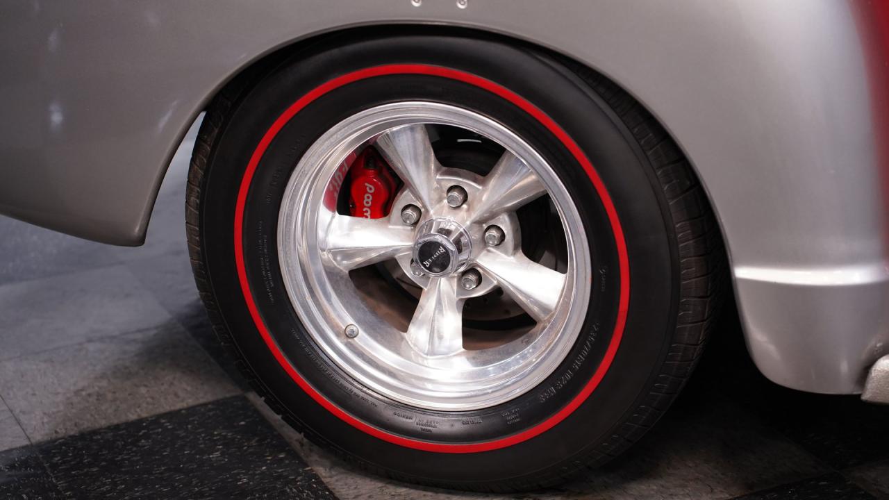 1947 Chevrolet 3100 5 Window Restomod