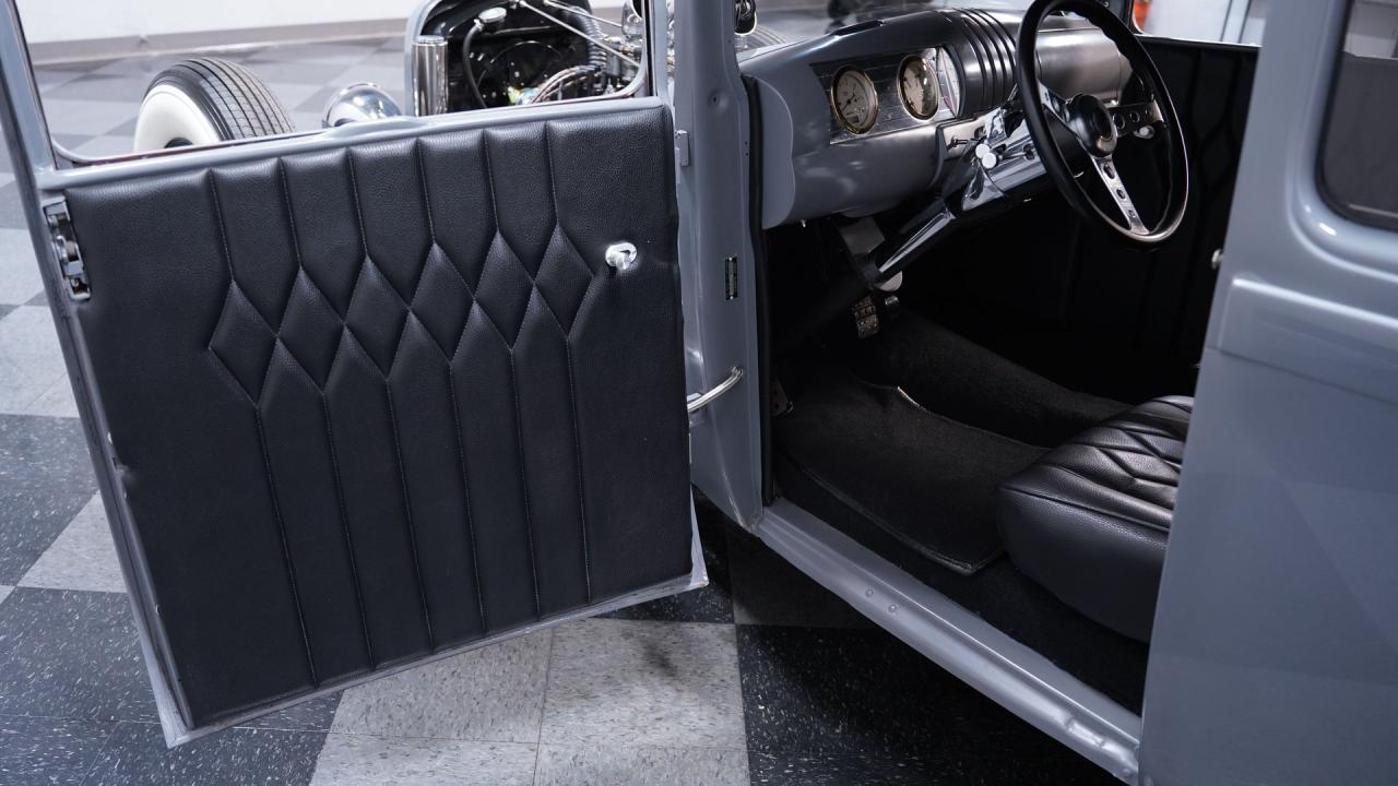 1930 Ford Model A Tudor Sedan Hotrod