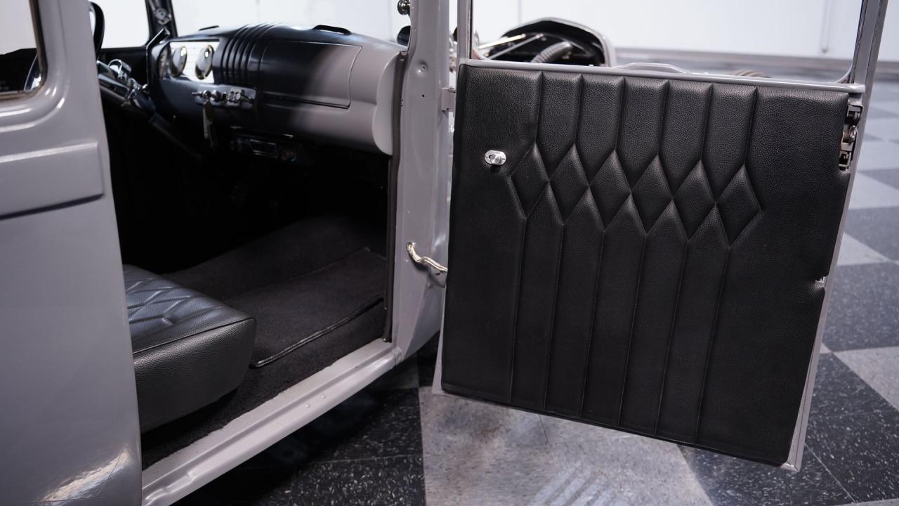 1930 Ford Model A Tudor Sedan Hotrod