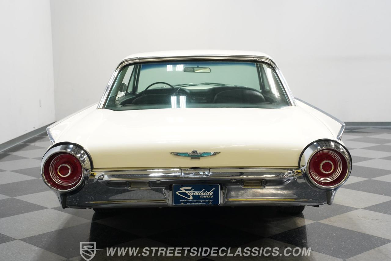 1962 Ford Thunderbird