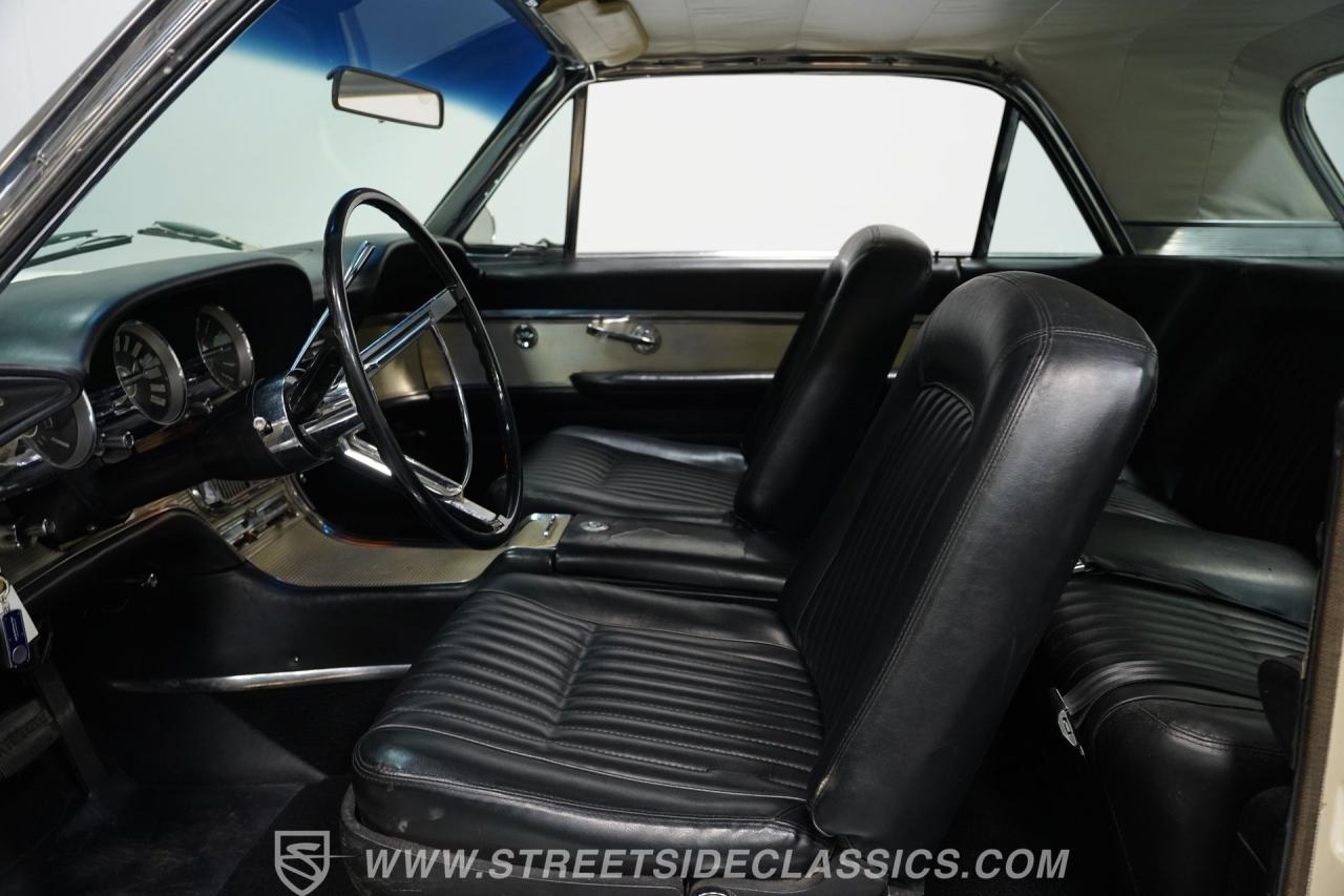 1962 Ford Thunderbird