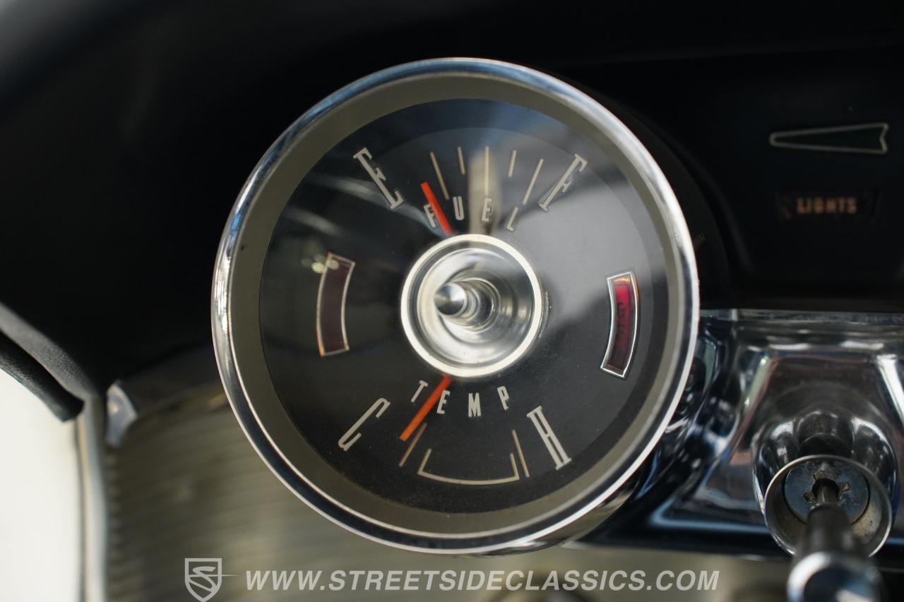 1962 Ford Thunderbird