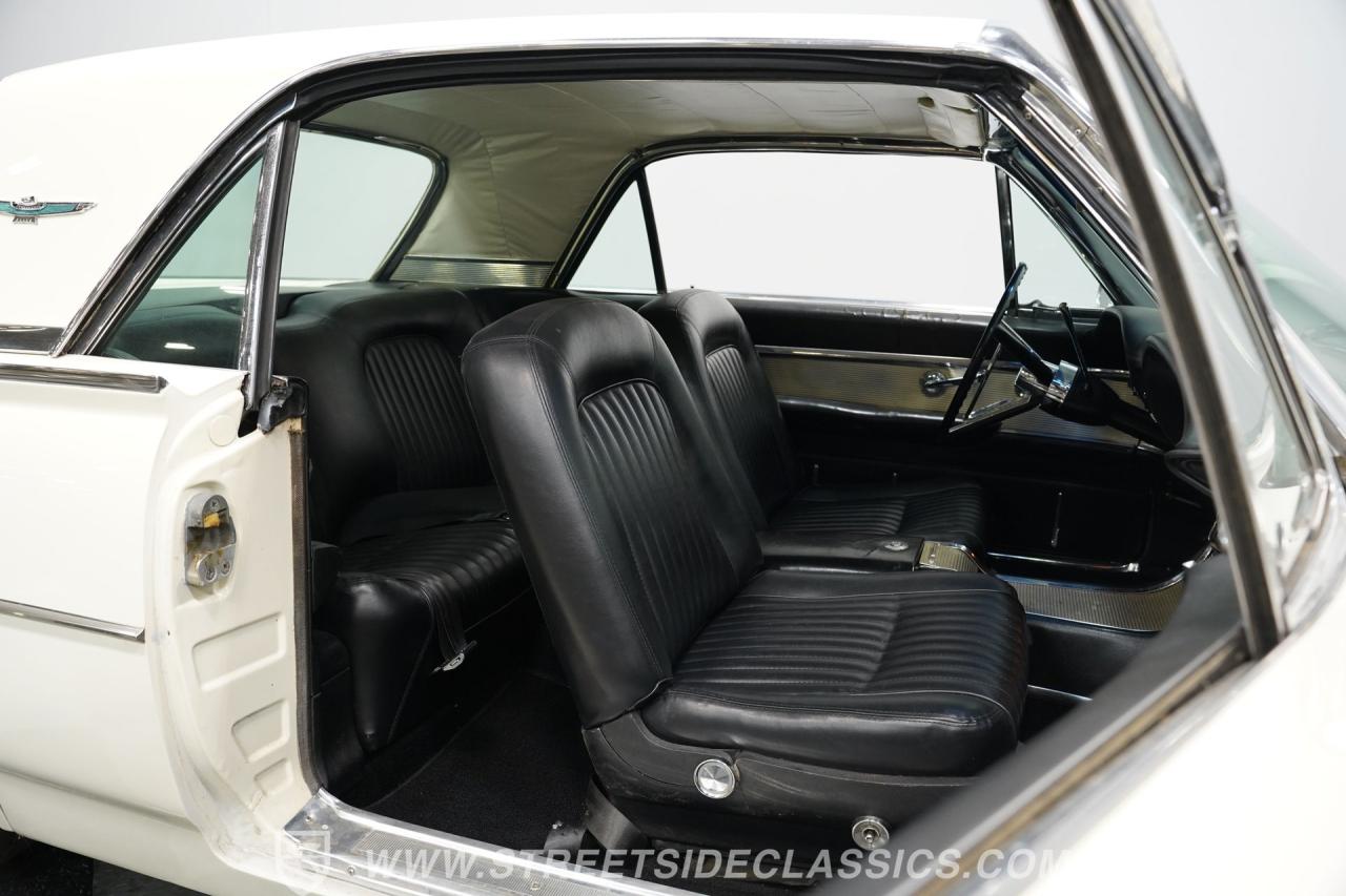 1962 Ford Thunderbird