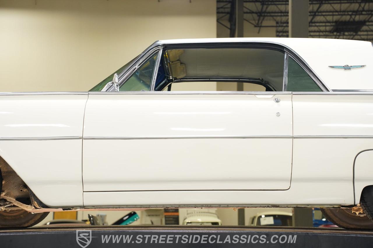 1962 Ford Thunderbird