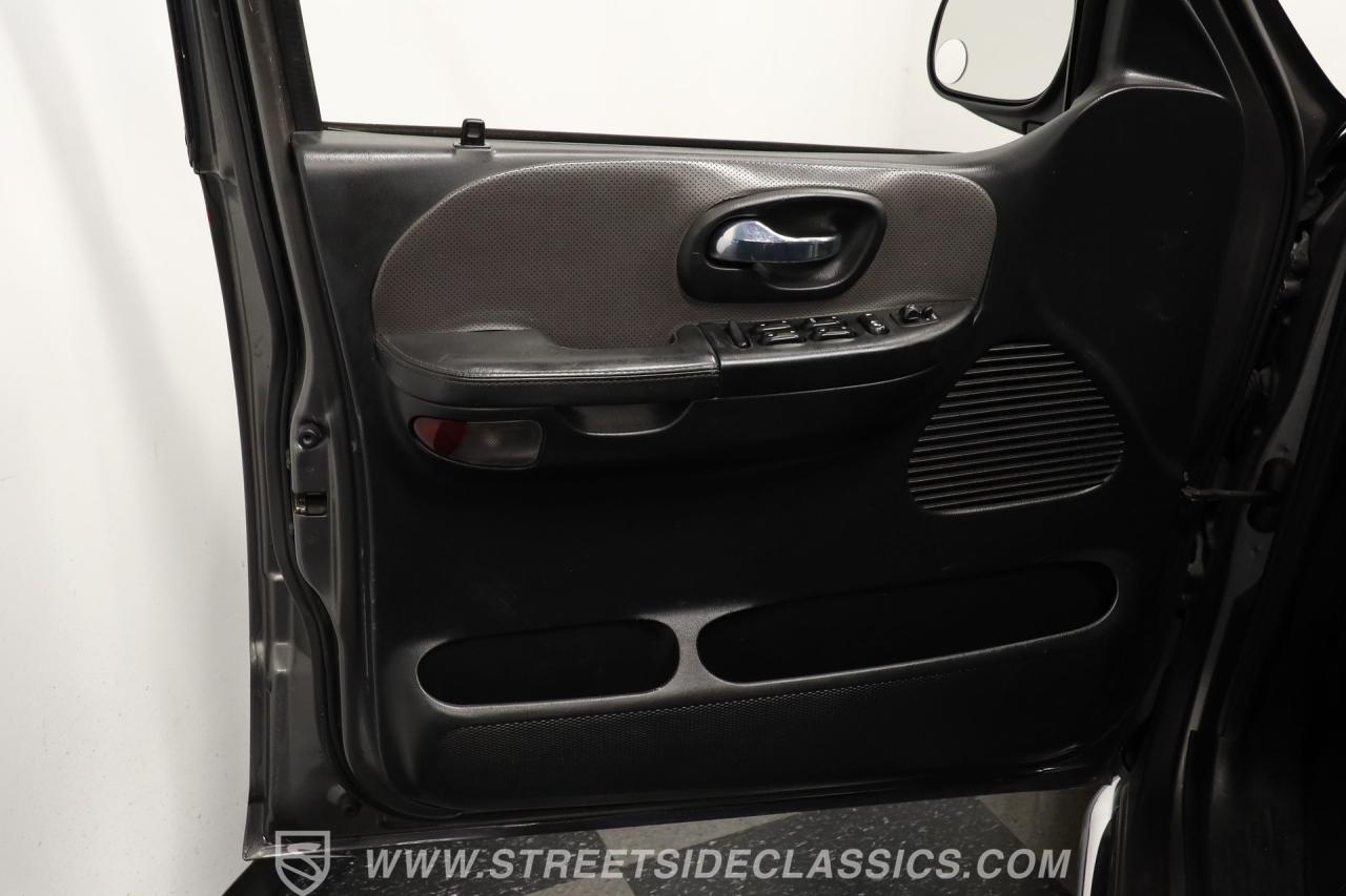 2002 Ford F-150 Harley Davidson