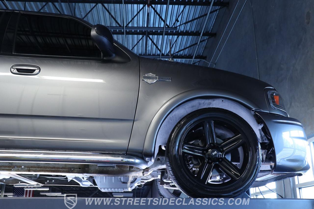 2002 Ford F-150 Harley Davidson