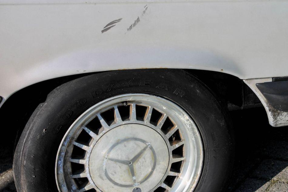 1982 Mercedes - Benz 380SL Roadster