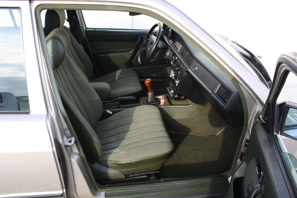 1986 Mercedes - Benz 190D