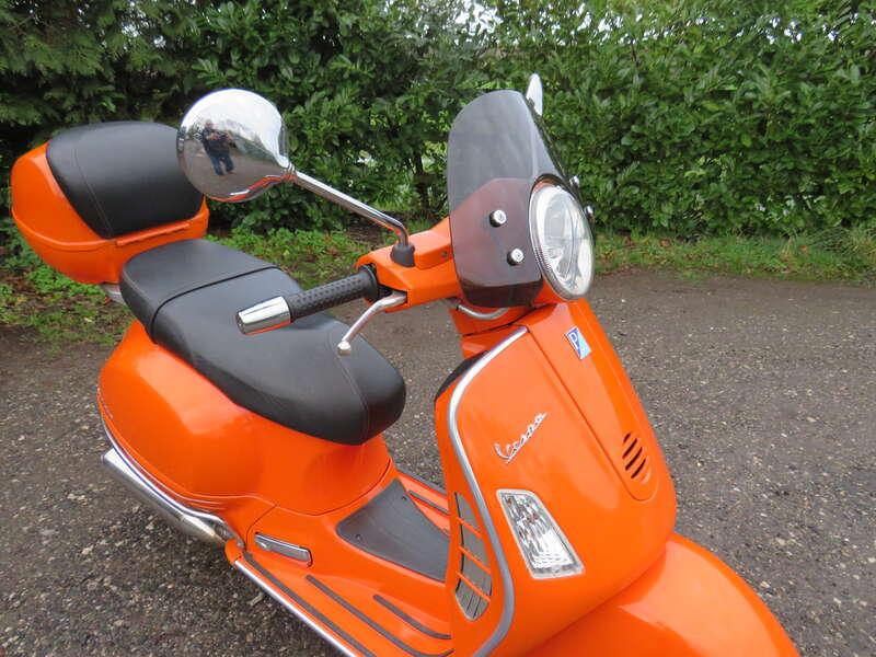 2004 PIAGGIO VESPA GT200L
