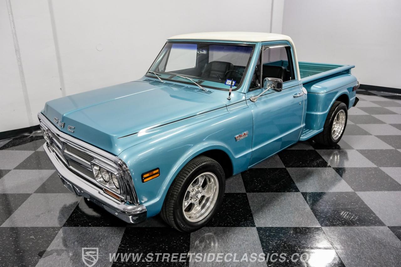 1969 GMC C10 Stepside Restomod