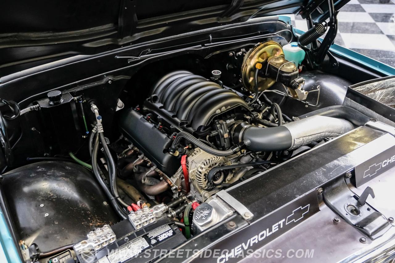 1969 GMC C10 Stepside Restomod