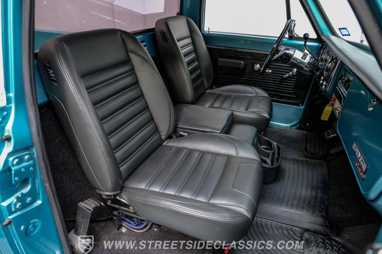 1969 GMC C10 Stepside Restomod