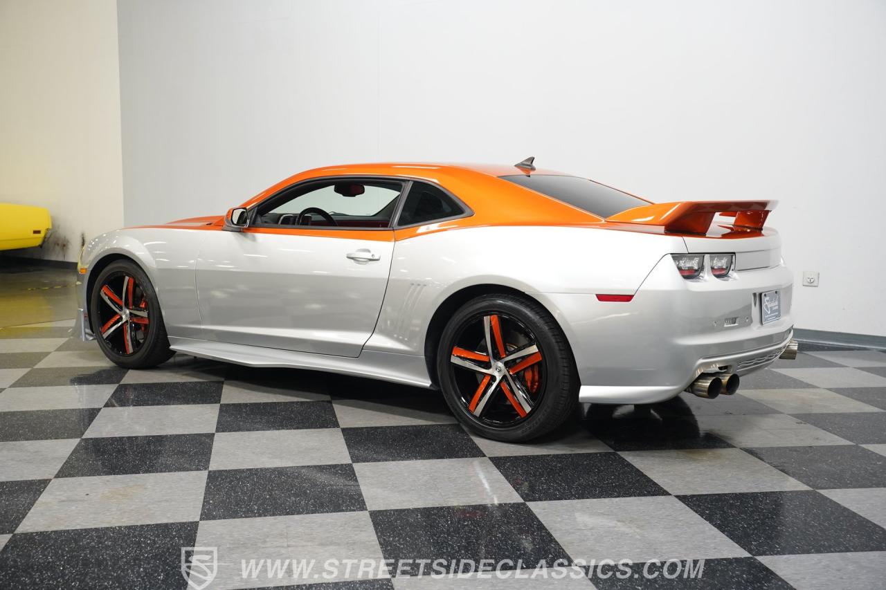 2011 Chevrolet Camaro 2SS Custom