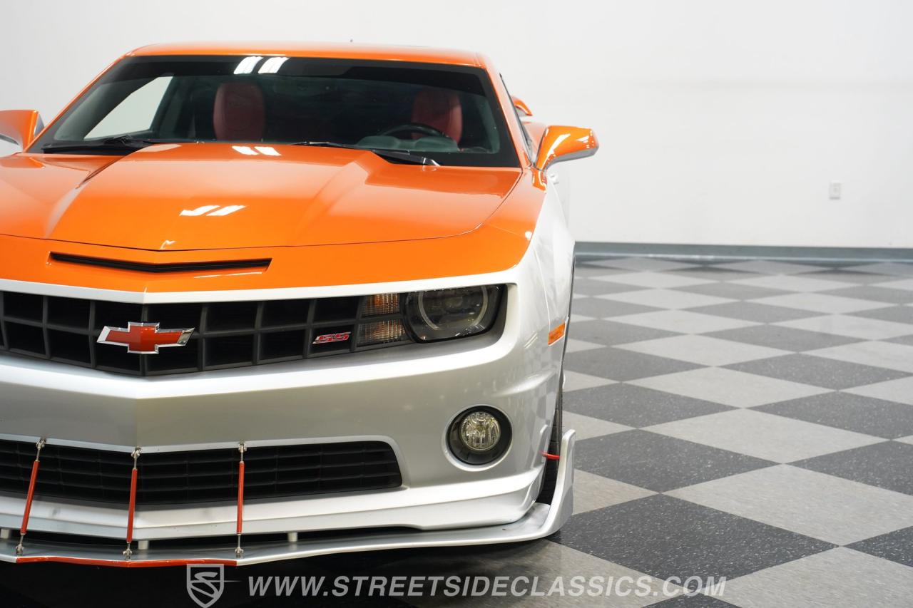 2011 Chevrolet Camaro 2SS Custom
