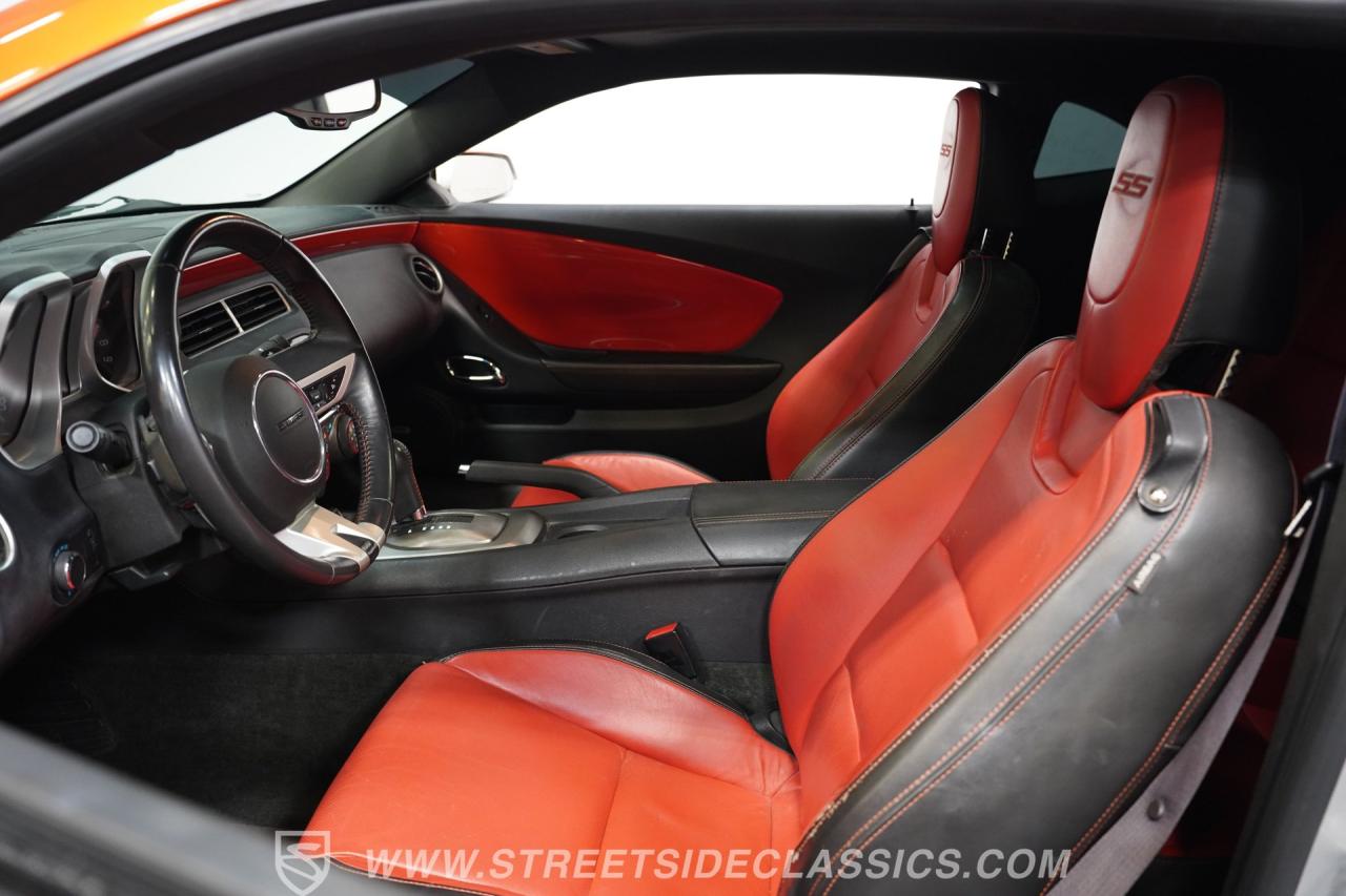 2011 Chevrolet Camaro 2SS Custom