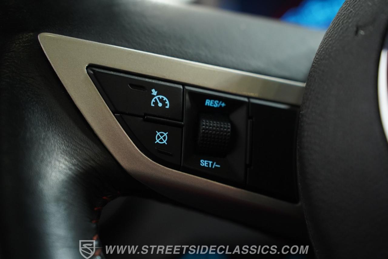 2011 Chevrolet Camaro 2SS Custom