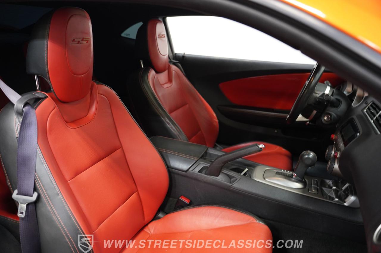 2011 Chevrolet Camaro 2SS Custom