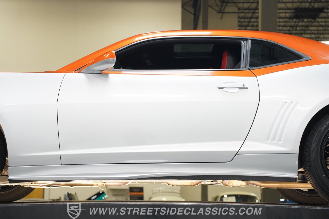 2011 Chevrolet Camaro 2SS Custom